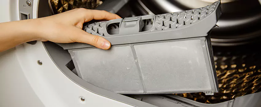 Signs Of A Clogged Dryer Lint Trap in Lochearn, Maryland